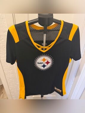 Women’s Black & Gold Short Sleeve Jersey Top